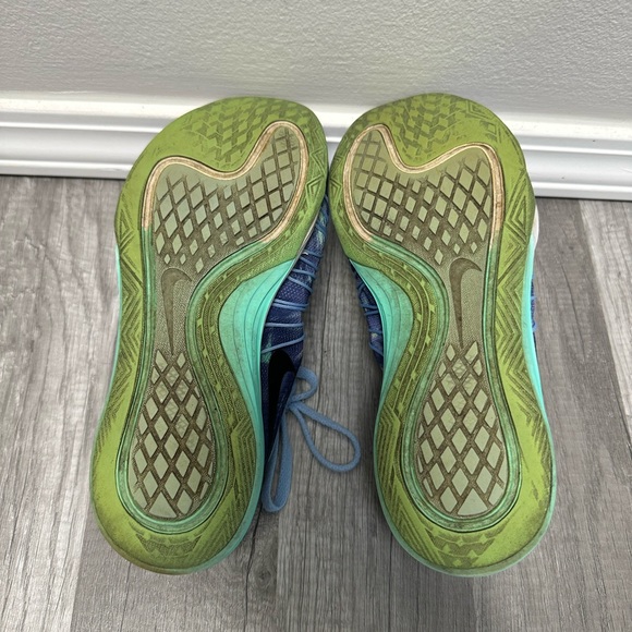 Nike blue sneakers, size 7 - Picture 4 of 4